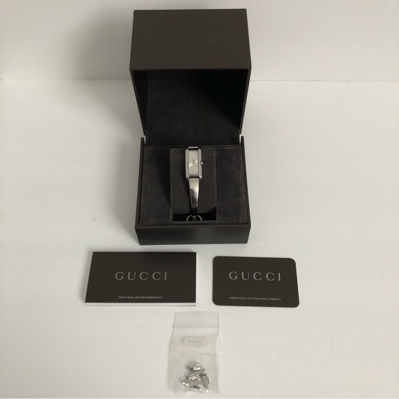Authentic Gucci Horsebit Women's Watch (Needs Battery Replacement) - Picture 8 of 9